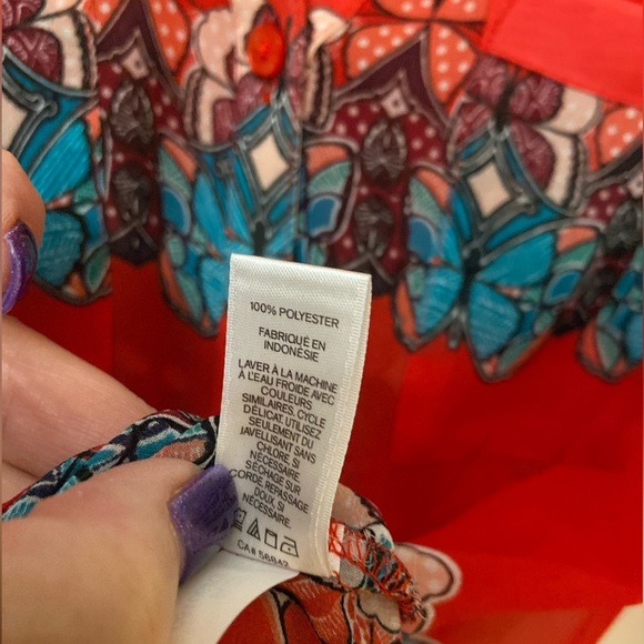 Express~The Portofino Shirt~Semi-Sheer-Slim-Fit~Butterfly Print~Blouse~Size XS - Picture 14 of 14